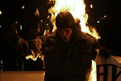 напротив Кремля